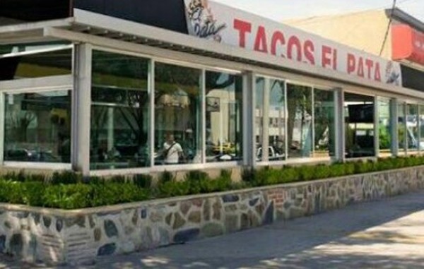 Roban taquería en Valle del Campestre