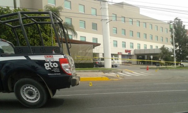 Balacera en un café de Irapuato, una persona murió