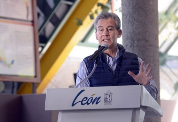 Padres y autoridades deben trabajar para erradicar la violencia en las escuelas