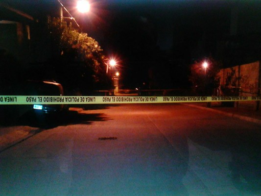 Lo asesinan frente a su amiga en la colonia Libertad
