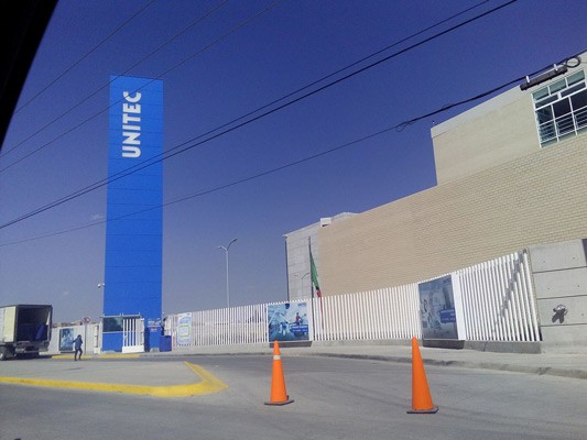 Amenaza en redes sociales provoca operativo de seguridad en escuela de León