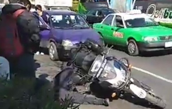 Atropellan a policía de León en el bulevar López Mateos