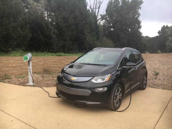 Llega a México vehículo eléctrico de General Motors, Bolt EV