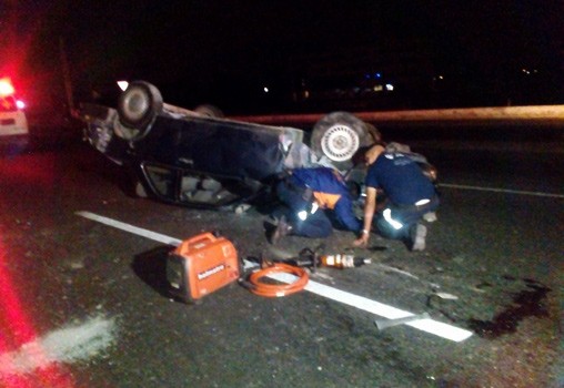 Volcadura en la León - Silao, el conductor salió ileso