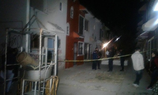 En Parques La Noria matan a un hombre al abrir la puerta de su casa