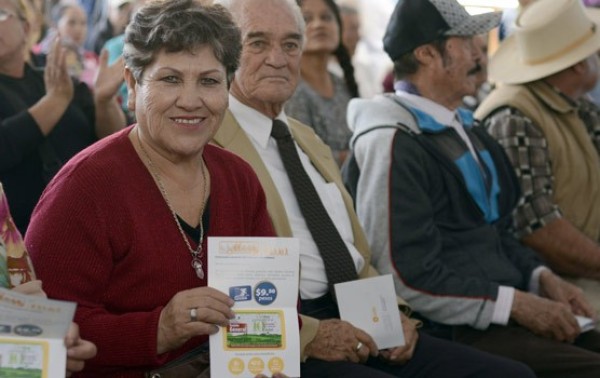 Distribuyen más de 70 mil tarjetas pagobus de forma gratuita