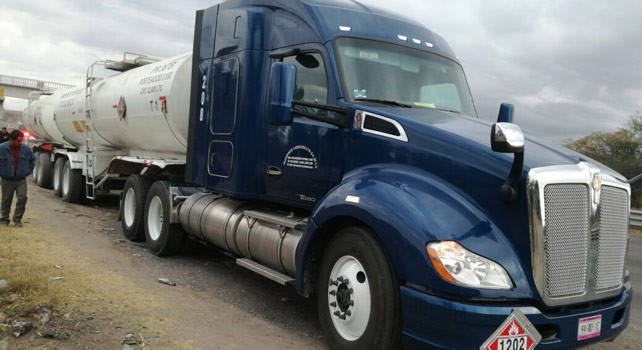 Recuperan pipa con 64 mil litros de diesel