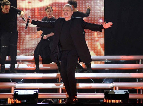 Al menos 85 mil personas asistieron al concierto de Miguel Bosé en el Zócalo