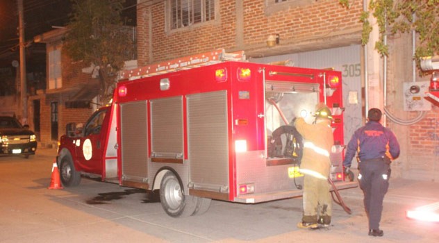 Se incendia fábrica de suelas en León