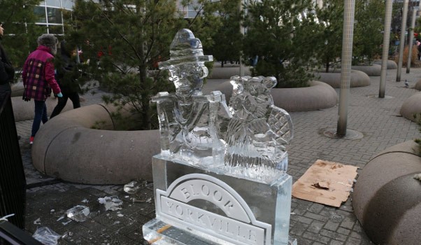 Canadá celebra su 150 aniversario con esculturas de hielo