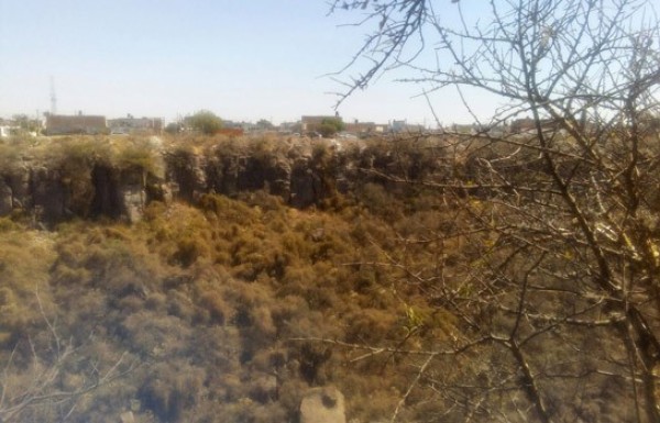 Investiga PGJE muerte de un hombre en la Barranca de Venaderos