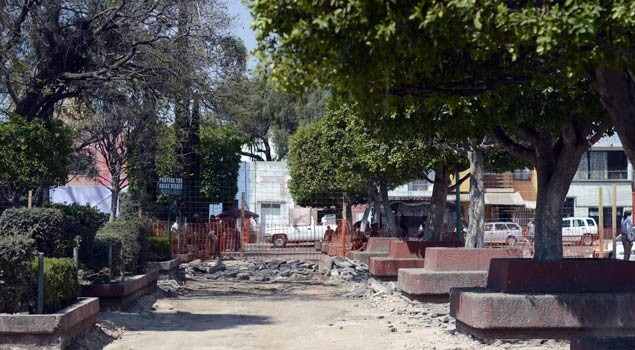 Inicia rehabilitación de la Plaza del Coecillo