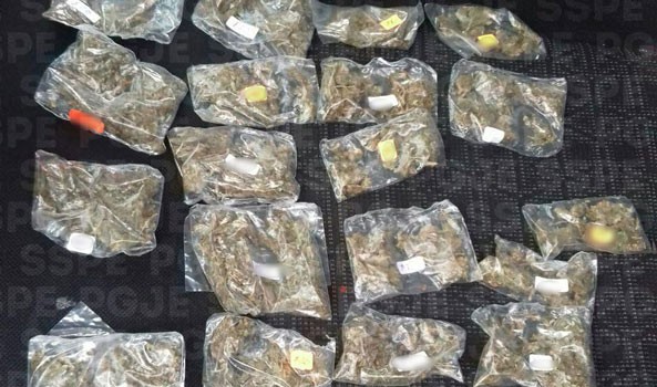 Detienen a joven como presunto distribuidor de drogas en la colonia 10 de Mayo