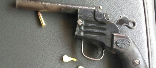 Detienen a hombre con arma de fuego en la colonia Deportiva II