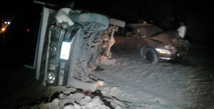 En San Juan de Abajo 4 personas resultaron lesionadas en una volcadura