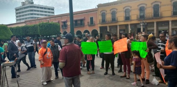 Ambulantes denuncian agresiones por parte de inspectores de mercados