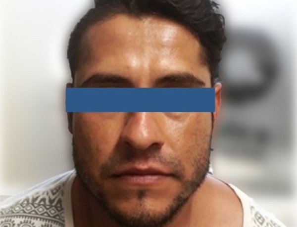 Viajaba en el asiento trasero cuando disparó contra sus amigos, fue capturado