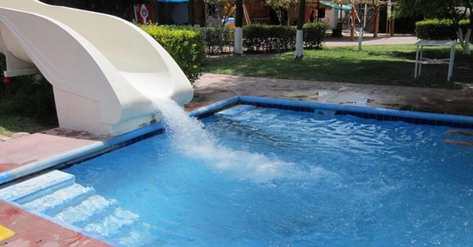 Intensifican vigilancia de hoteles con alberca y balnearios