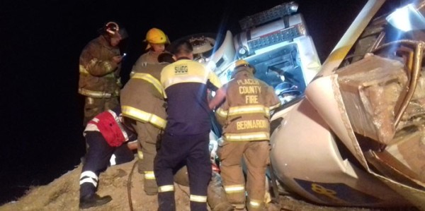 Vuelca tráiler en la Silao - Irapuato