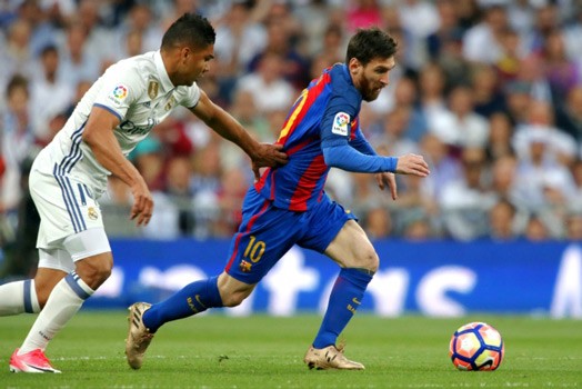 Doblete del argentino Messi da a Barcelona el clásico español: 3-2 sobre Real Madrid