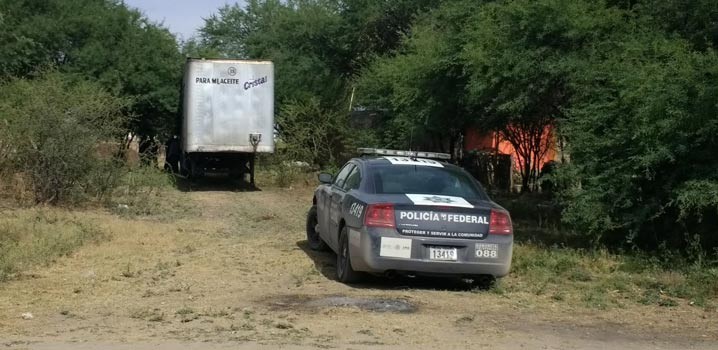 Aseguran caja de tráiler en la comunidad Los Ramírez