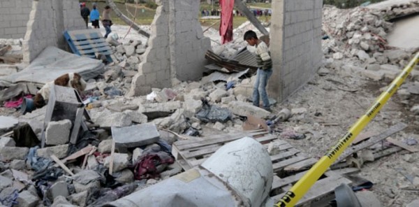 Suman 14 personas muertas tras explosión en municipio de Puebla