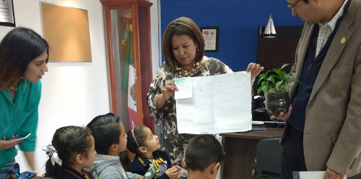 Garantiza SEG lugares para migrantes en escuelas de León