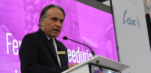 Exhortan a empresarios a participar en el proceso de renegociación del TLC
