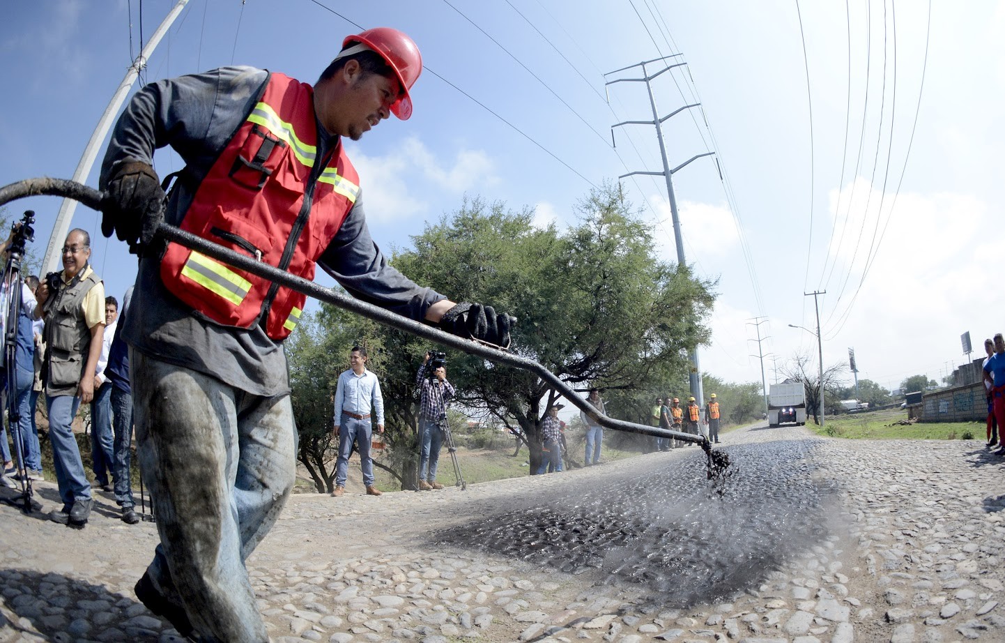 Arranca rehabilitación del camino tajo de Santa Ana