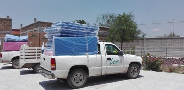 Invierten más de un millón 300 mil pesos para ayudar a leoneses afectados por inundaciones