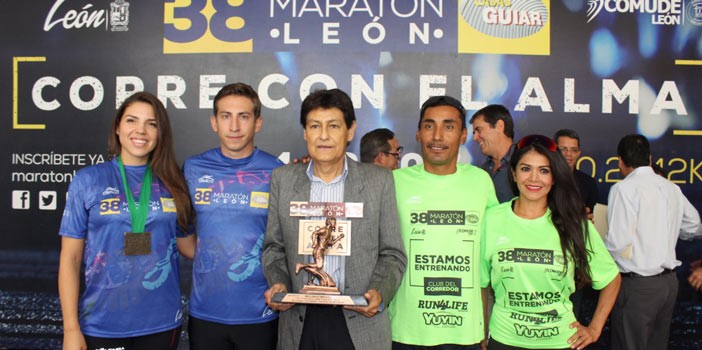 Presentan reconocimiento “Francisco Díaz Cisneros“ para los mejores corredores leoneses