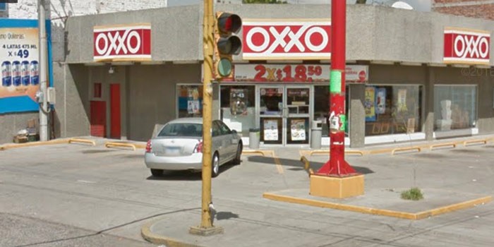 Atracan Oxxo en Rinconada del Sur