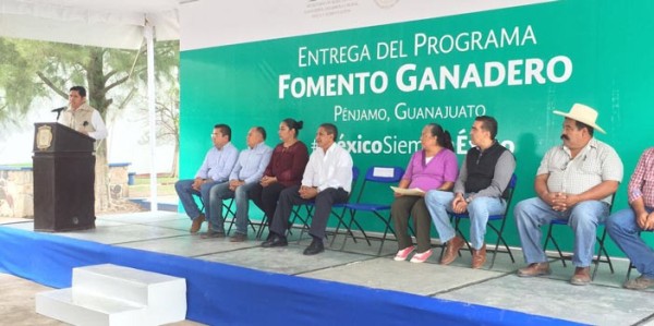 Impulsan desarrollo de agricultores y ganaderos de Pénjamo