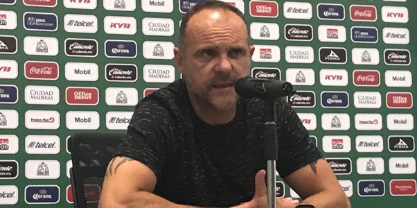 Directiva aún no ha insinuado mi salida: Javier Torrente