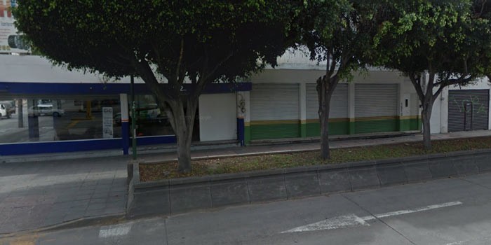 Asaltan refaccionaria en López Mateos y Atenas