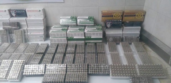 Aseguran 4 mil 500 balas en una empresa de paquetería de León