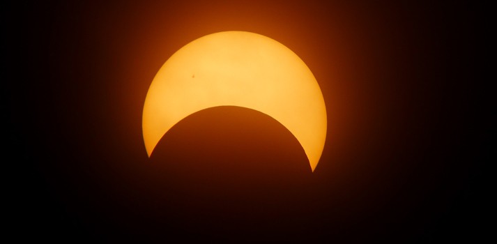 Ver eclipse sin equipo adecuado puede provocar ceguera