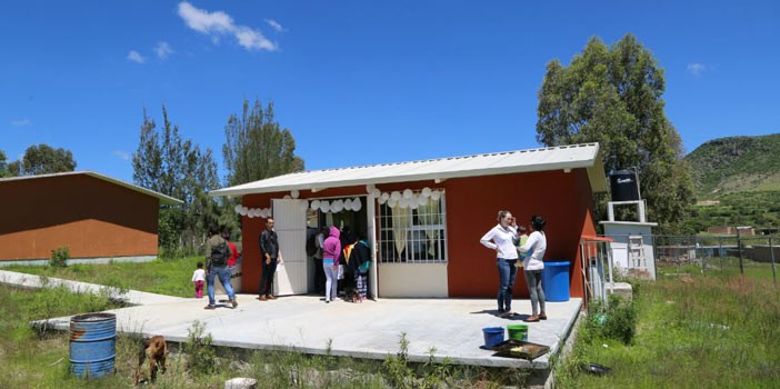 Entregan comedores comunitarios escolares en Guanajuato Capital