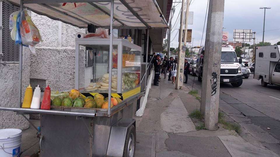 Disparan contra vendedor de fruta en Los Paraísos