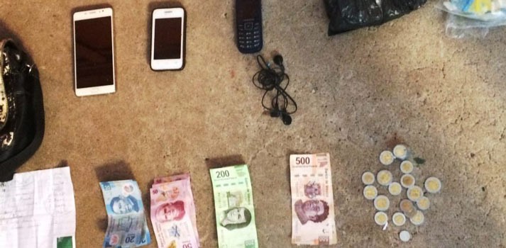 Aseguran dinero y drogas en Irapuato, un detenido