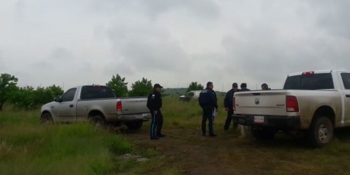 Dos cadáveres degollados y calcinados en Barranca de Venaderos
