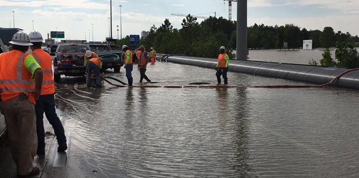 Houston inicia evaluación de daños por Harvey