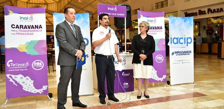 Realizan caravana de transparencia en León