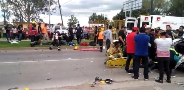 Estables personas lesionadas durante choque en la León San Francisco