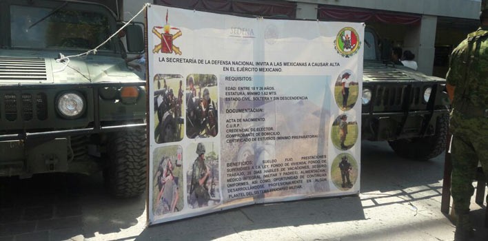 Instala Ejército Mexicano módulo de reclutamiento femenil en León