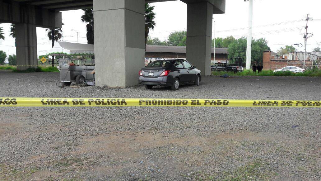 Asesinan a taquero y a conductor de un taxi ejecutivo en Silao