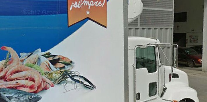 Disfrazados de payasos asaltan violentamente negocio de mariscos