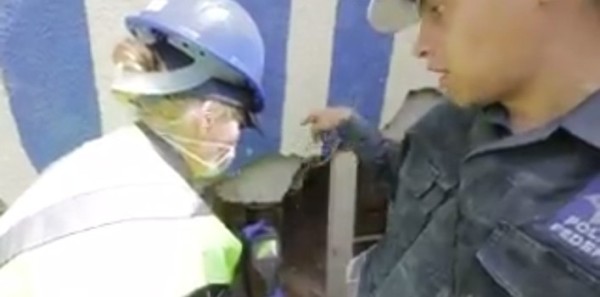 Rescatistas muestran foto de escáner de menor de edad vivo en Rébsamen