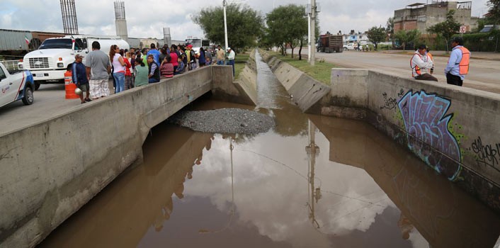 Protección Civil de León realiza trabajos de prevención de inundaciones