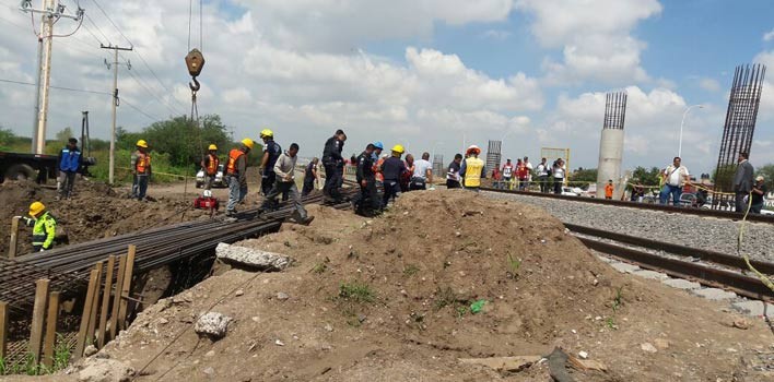 Caen varillas sobre trabajador de una obra en Timoteo Lozano y Delta